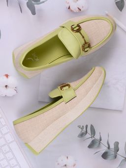 Jove - Women Green and Beige Colourblocked Loafers