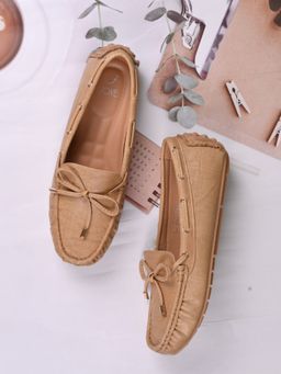 Jove - Women Beige Solid Bow Boat Shoes