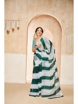 KLISHAA ART - Green and White Geometric Printed Saree