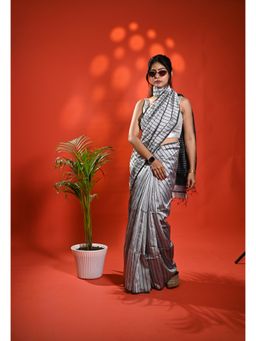 Biyahuti - Women's Grey Traditional Handloom Maheshwari Cotton Silk Saree
