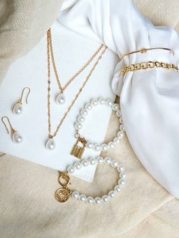 Joker and Witch - Mystic Pearls Jewellery Set for Women