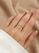 Gold color option, Currently selected