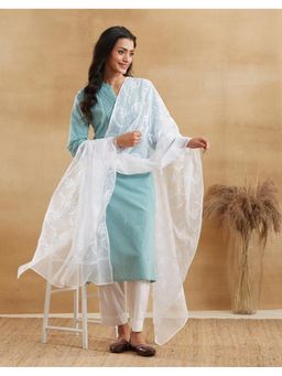 Fabindia - Women White Cotton Silk Embroidered Dupatta