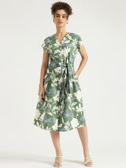 United Colors of Benetton - Green Regular Fit V-Neck Floral Print Dress with Belt