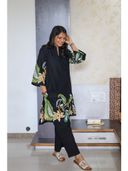 Black color option, Currently selected