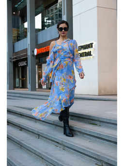 IS.U - Women Blue Floral Midi Dress with Belt