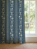 Navy Blue color option, Currently selected