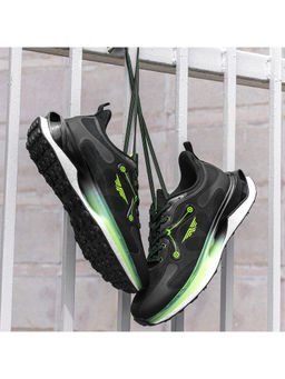 Red Tape - ETPU Men Solid Black & Green Walking Shoes