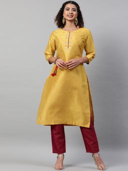 STREET 9 - Embroidered Kurta With Pant