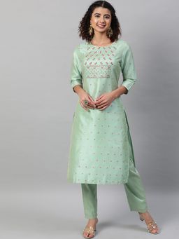 STREET 9 - Embroidered Kurta With Pant
