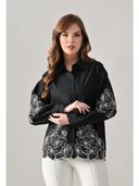 Black color option, Sold out, Currently selected