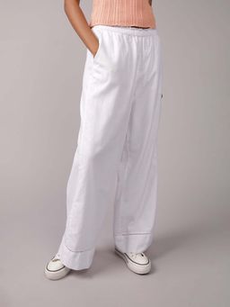 American Eagle - Women White Cotton Blend Trouser