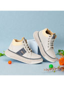 Grey color option, Currently selected