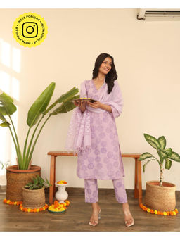 Bud & Tulip - Purple Rose Stairght Kurta and Pant with Dupatta (Set of 3)