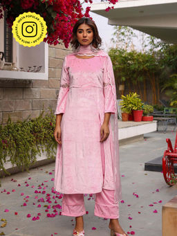 Bud & Tulip - Makhmal Pink Arna Pink Kurta 1Pant Dupatta (Set of 3)