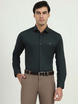 Greenfibre - Men Green Solid Formal Shirt