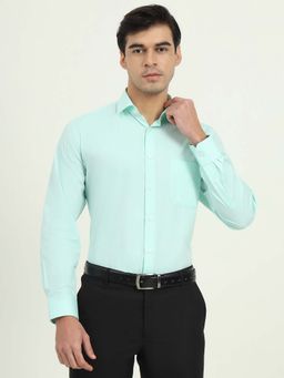 Greenfibre - Men Green Solid Formal Shirt