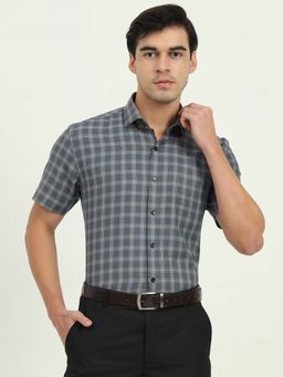 Greenfibre - Men Grey Checks Formal Shirt
