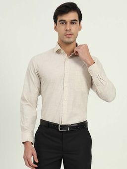 Greenfibre - Men Beige Solid Formal Shirt