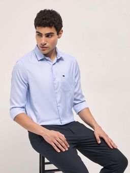The Bear House - Men Blue Solid Formal Shirt