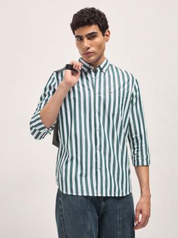 The Bear House - Men Green Stripes Casual Shirt