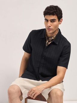 The Bear House - Men Black Textured Casual Shirt