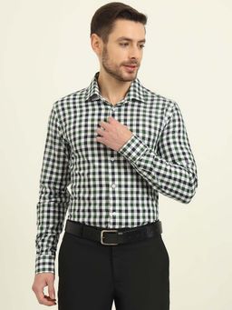JadeBlue - Men Green Checks Formal Shirt