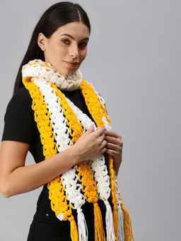 Magic Needles - Flower Striped Crochet Scarf