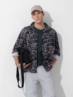 The Indian Garage Co - Men Black Regular Fit Geometric Cutaway Collar Neck Street Wear Overshirt