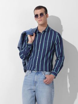 The Indian Garage Co - Men Green Slim Fit Striped Cutaway Collar Neck Casual Shirt