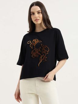 United Colors of Benetton - Black Round Neck Embroidered T-Shirt