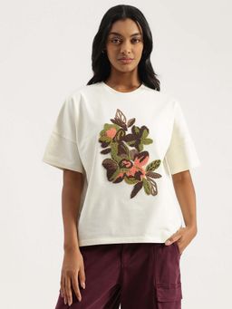 United Colors of Benetton - White Round Neck Embroidered T-Shirt