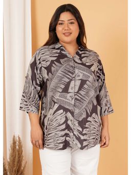 Indietoga - Women Plus Size Brown Leaf Print Rayon Longline Shirt