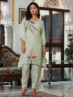 Sindh Fashion - Green Semi Crepe Embroidered Kurta with Pant (Set of 2)