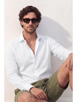 Snitch - White Solid Full Sleeves Slim Shirt for Men