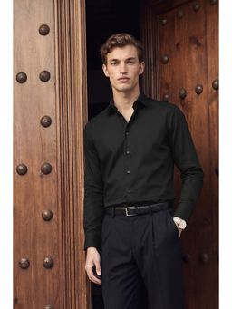 Snitch - Black Solid Full Sleeves Slim Shirt for Men