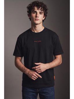 Simon Carter - Men Solid Black Crew Neck T-Shirt