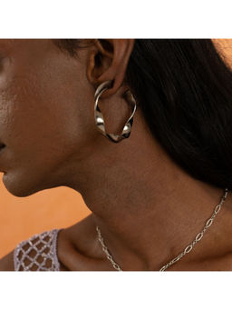 Dhwani Bansal - Black Rhodium Plated Sinna Hoop Earrings