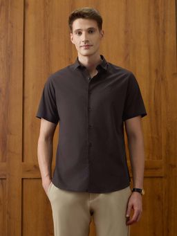 U.S. POLO ASSN. - Men's Regular Fit Equestrian Aisle Theater Shirt