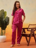 Pink color option, Currently selected