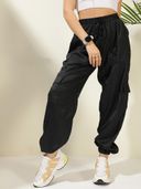 Black color option, Sold out, Currently selected