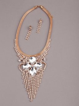 Odette - Splendid Stone Studded Necklace With Earrings