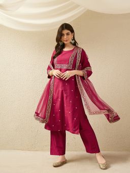 Gahan - Womens Embroidered Dark Pink Kurta with Pant & Dupatta