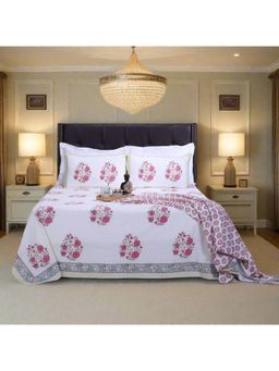 Shahenaz - Gulnaz Pink Cotton 220 TC Queen Bedsheet with Pillow Cover