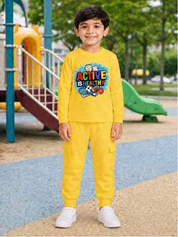 Palgrave - Cotton Printed T-Shirt And Jogger - Yellow
