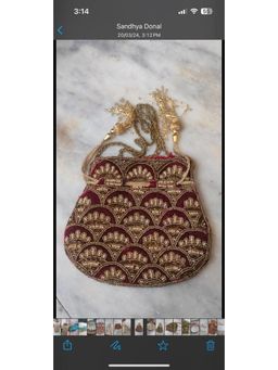 RISHAZ - Beaded Potli Pink