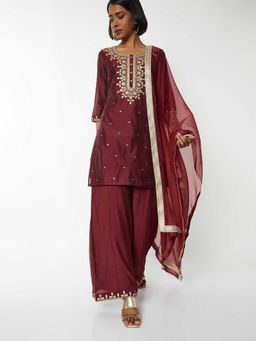 max - Women Maroon Embroidered Straight Kurti with Palazzo and Dupatta