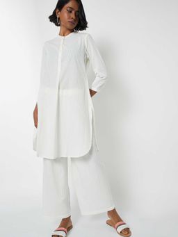 max - Women White Seersucker Straight Kurta with Pant