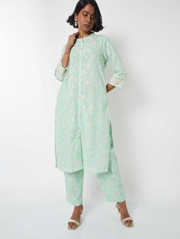 max - Women Green Floral Print Straight Kurta with Pant