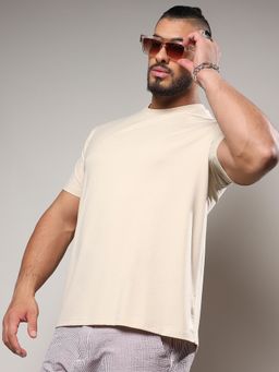 Instafab Plus - Men Beige Basic Regular Fit T-Shirt